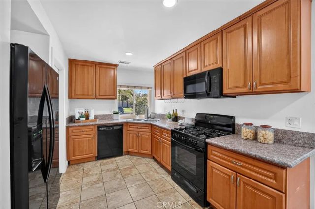 843 W Francis, Corona, CA 92882