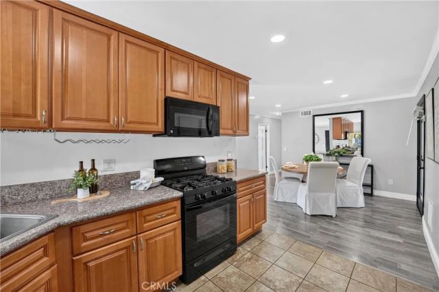 843 W Francis, Corona, CA 92882