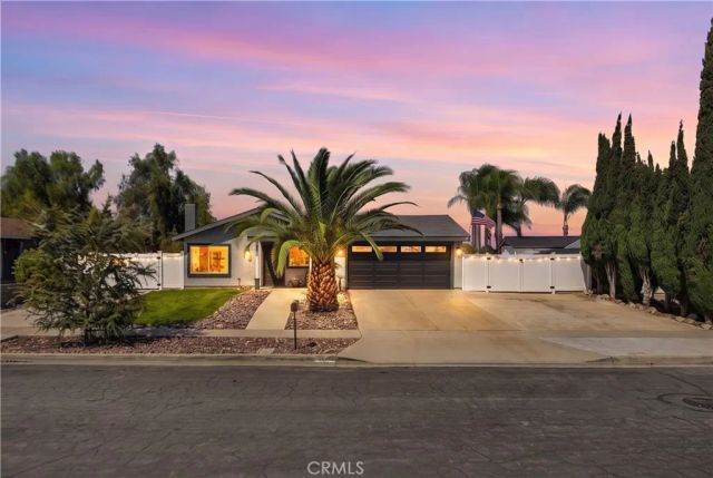 843 W Francis, Corona, CA 92882