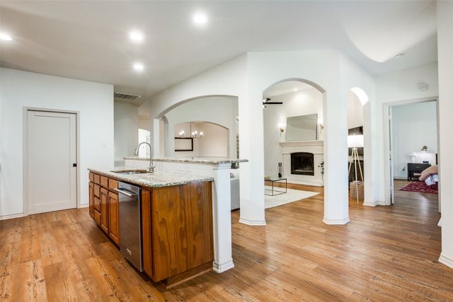 5800 Broken Spur, Mckinney, TX 75070