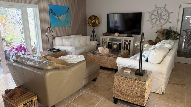 20320 Bel Aire Dr 0, Cutler Bay, FL 33189