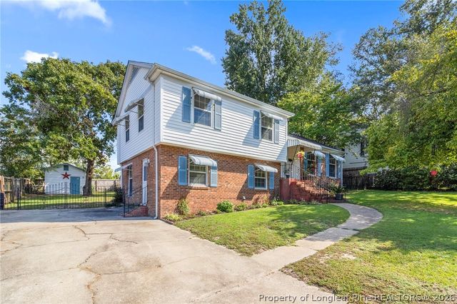 459 Grayton Place, Fayetteville, NC 28311