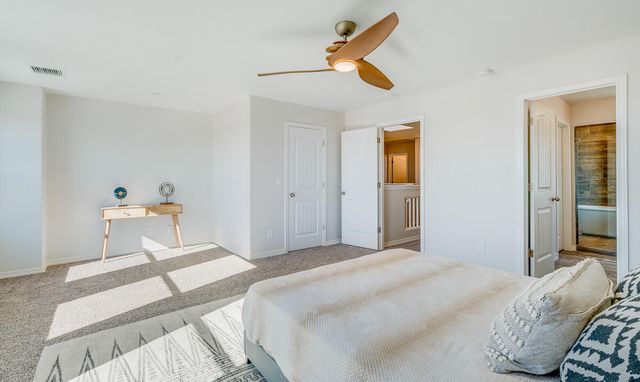 124 Peregrino Trail, Sunland Park, NM 88008