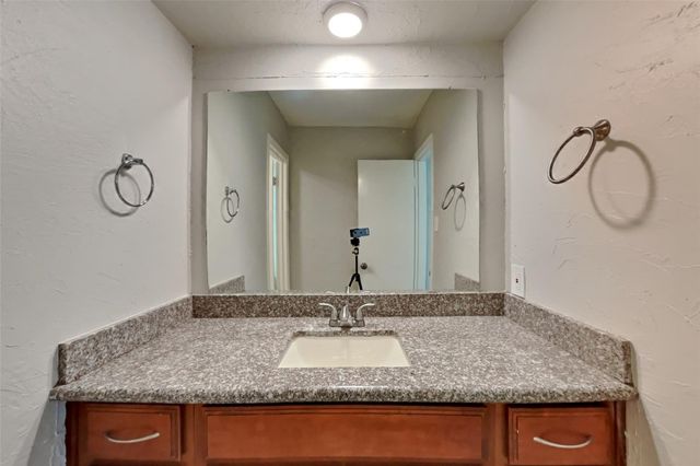 14922 Spring Lake Drive, Houston, TX 77070