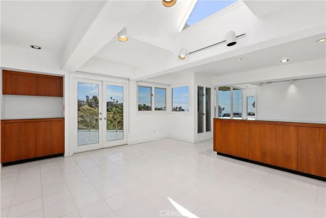 2365 Hillview Drive, Laguna Beach, CA 92651