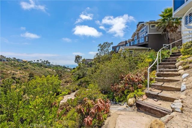 2365 Hillview Drive, Laguna Beach, CA 92651