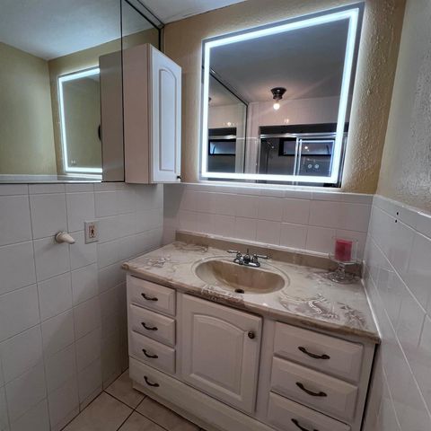 1014 SE 4th Court, Deerfield Beach, FL 33441