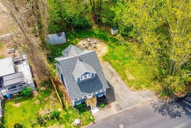 112 Percy St, Dracut, MA 01826