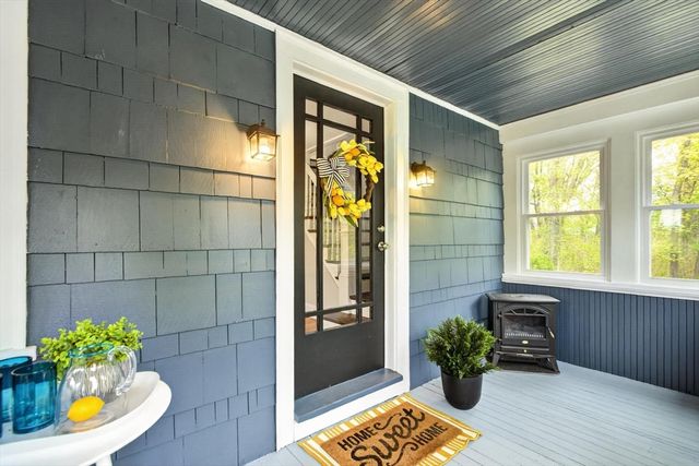 112 Percy St, Dracut, MA 01826