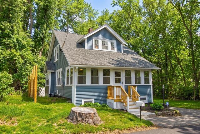 112 Percy St, Dracut, MA 01826