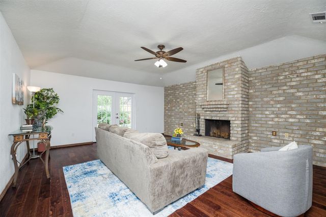 12410 Pantano Drive, Houston, TX 77065