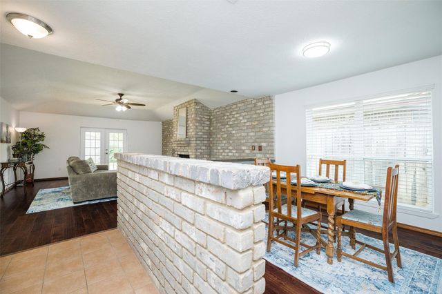 12410 Pantano Drive, Houston, TX 77065