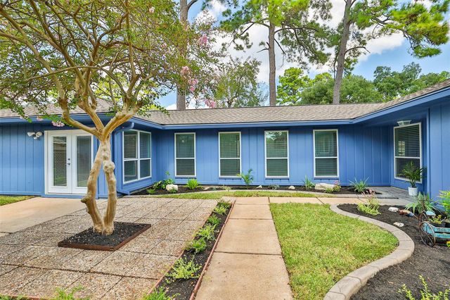 12410 Pantano Drive, Houston, TX 77065