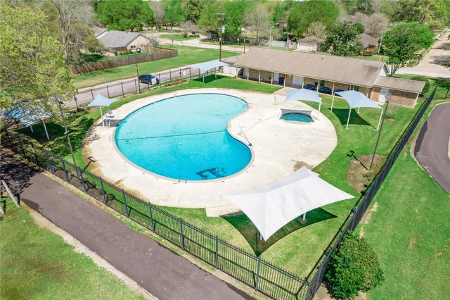 12410 Pantano Drive, Houston, TX 77065