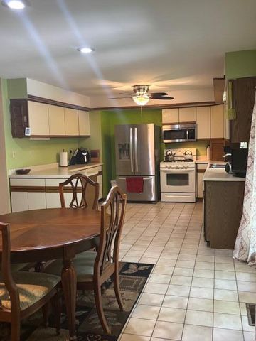 43618 Carla Drive, Paw Paw Twp, MI 49079