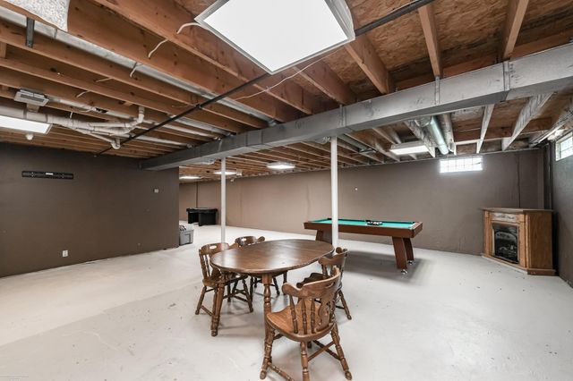 21700 Brookside N Drive 33, Macomb Twp, MI 48044