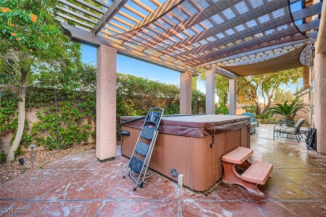 10024 Scenic Walk Avenue, Las Vegas, NV 89149