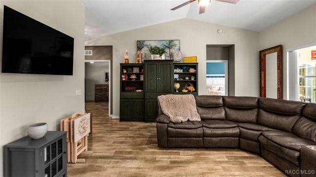 19396 SW 100th Loop, Dunnellon, FL 34432