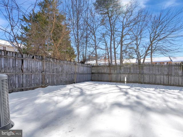 5859 HIL MAR DR, District Heights, MD 20747