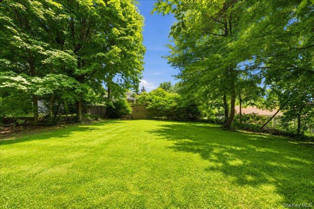 63 Waterbury Parkway, Cortlandt Manor, NY 10567