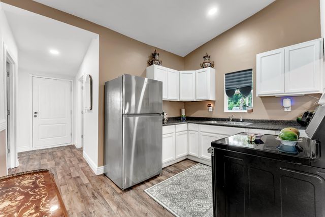 1104 N Oak, Buffalo, MO 65622