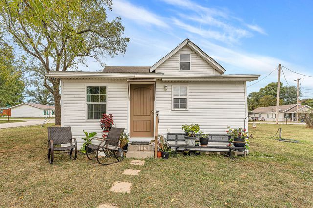 1104 N Oak, Buffalo, MO 65622