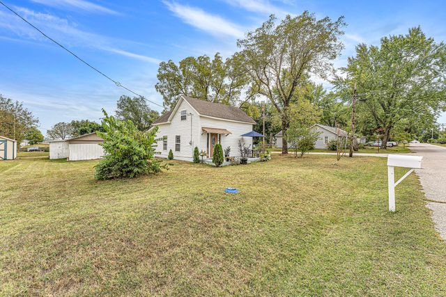 1104 N Oak, Buffalo, MO 65622