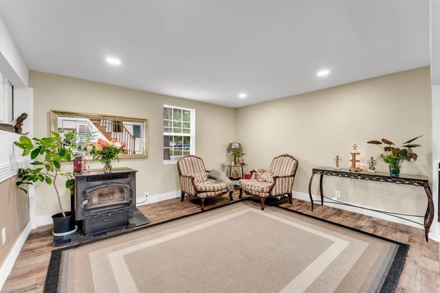 1104 N Oak, Buffalo, MO 65622