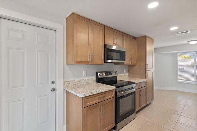 441 GREENWICH AVENUE NW, Port Charlotte, FL 33952