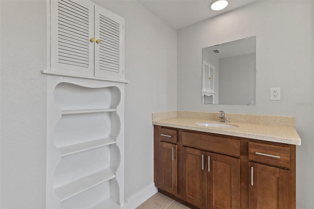 Image 39 of property listing at 441 GREENWICH AVENUE NW, Port Charlotte, FL 33952