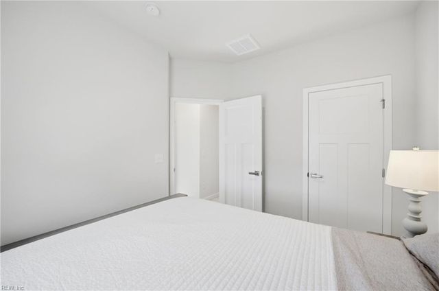 1218 Gunboat DR E, Suffolk, VA 23435