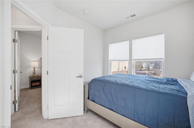 1218 Gunboat DR E, Suffolk, VA 23435