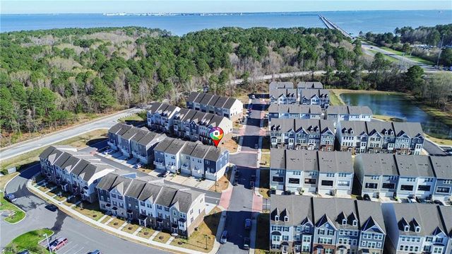 1218 Gunboat DR E, Suffolk, VA 23435