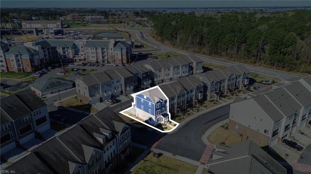 1218 Gunboat DR E, Suffolk, VA 23435