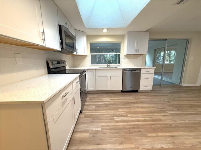 7730 CHERRYTREE LANE, New Port Richey, FL 34653