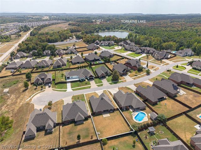 8501 Silverstone Court, Fort Smith, AR 72916