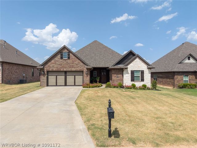 8501 Silverstone Court, Fort Smith, AR 72916