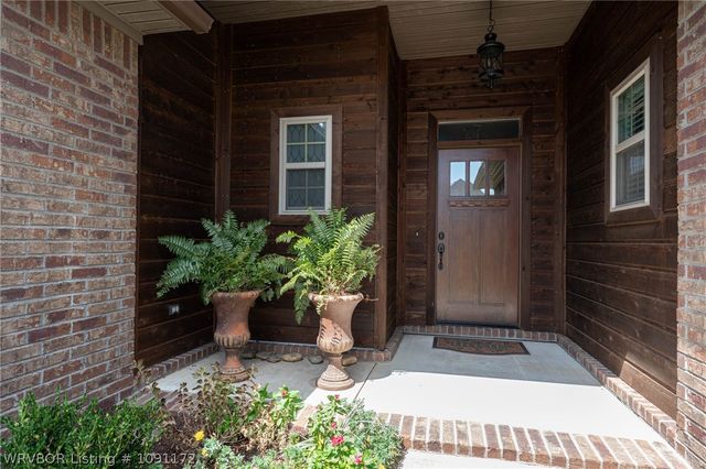 8501 Silverstone Court, Fort Smith, AR 72916