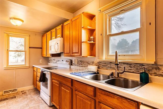 716 Mansfield Street, Chippewa Falls, WI 54729