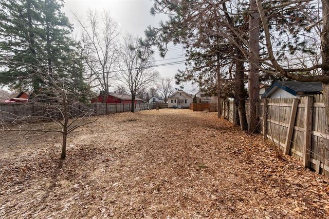 716 Mansfield Street, Chippewa Falls, WI 54729