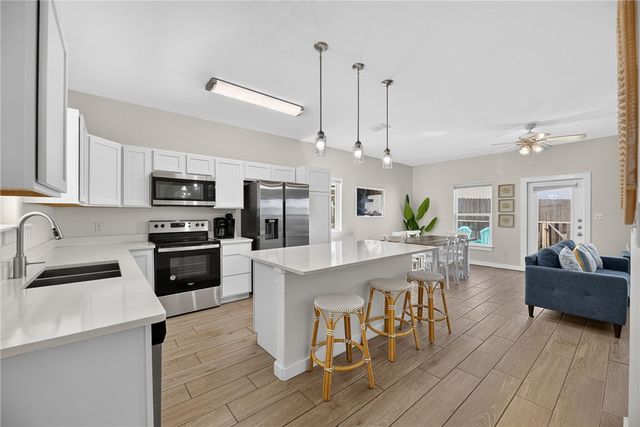 15038 Kokomo Dr, Corpus Christi, TX 78418