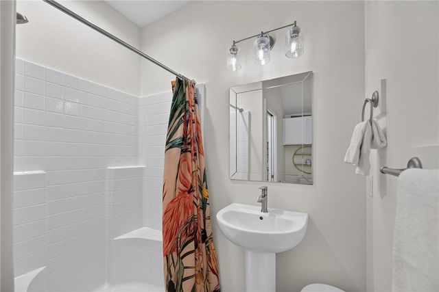 15038 Kokomo Dr, Corpus Christi, TX 78418