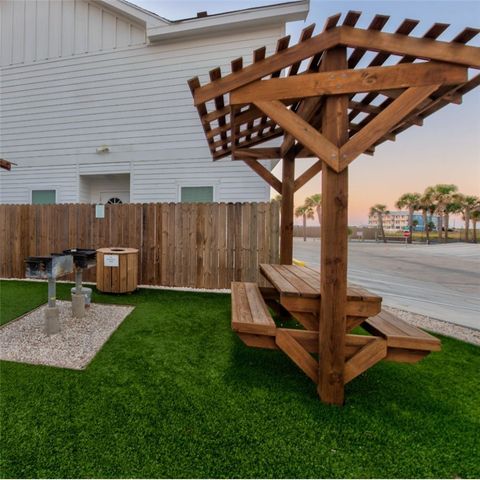 15038 Kokomo Dr, Corpus Christi, TX 78418