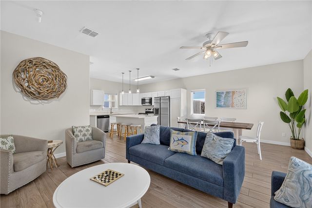 15038 Kokomo Dr, Corpus Christi, TX 78418