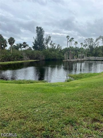 3916 Orange Grove BLVD 4, North Fort Myers, FL 33903