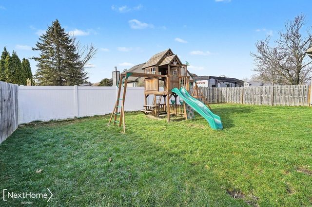 8011 Rose Lane, Goodrich, MI 48438
