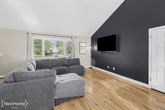 8011 Rose Lane, Goodrich, MI 48438