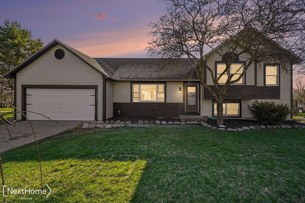 8011 Rose Lane, Goodrich, MI 48438