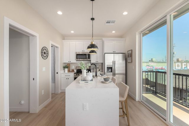 1728 W Sherman Street, Phoenix, AZ 85007