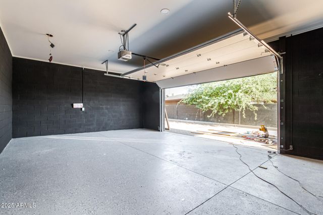 1728 W Sherman Street, Phoenix, AZ 85007